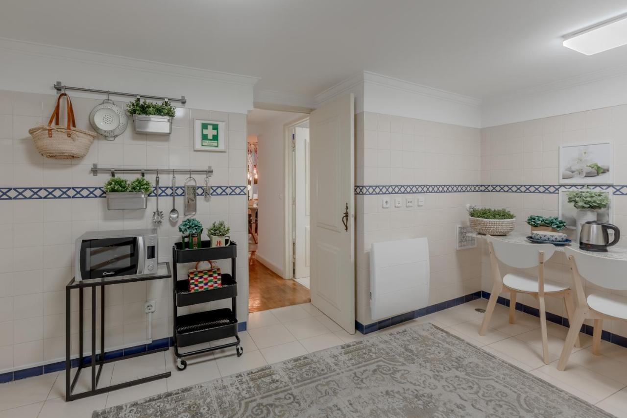 Artistic Design - Principe Real Apartment Lisbon Luaran gambar