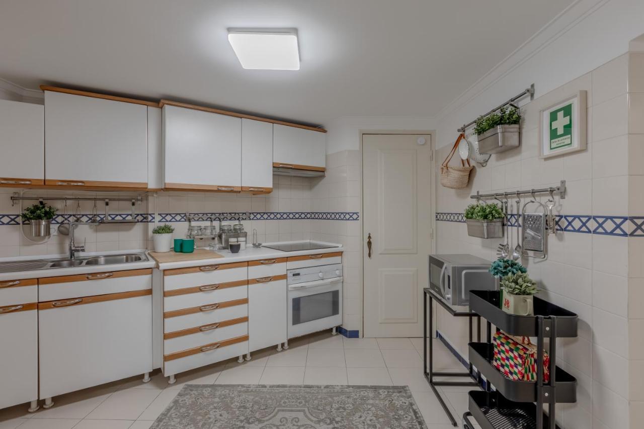 Artistic Design - Principe Real Apartment Lisbon Luaran gambar